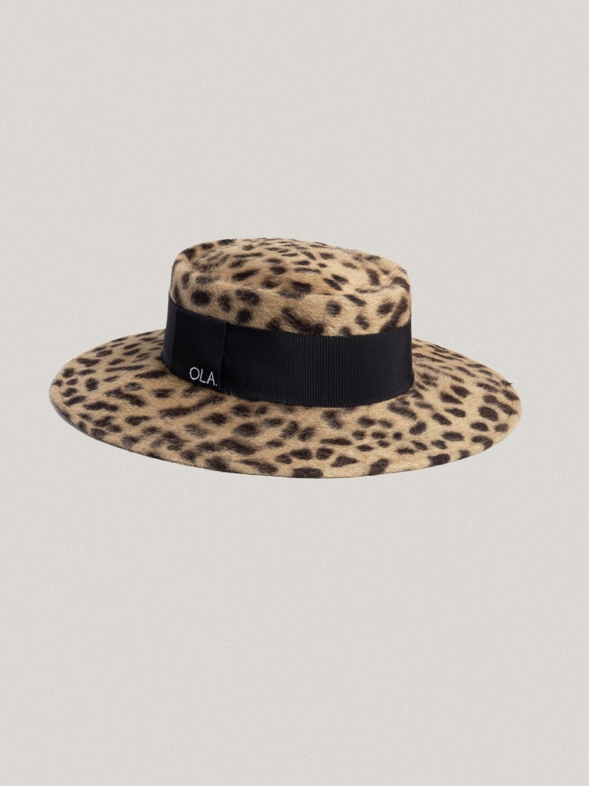 Le Canotier - Leopard