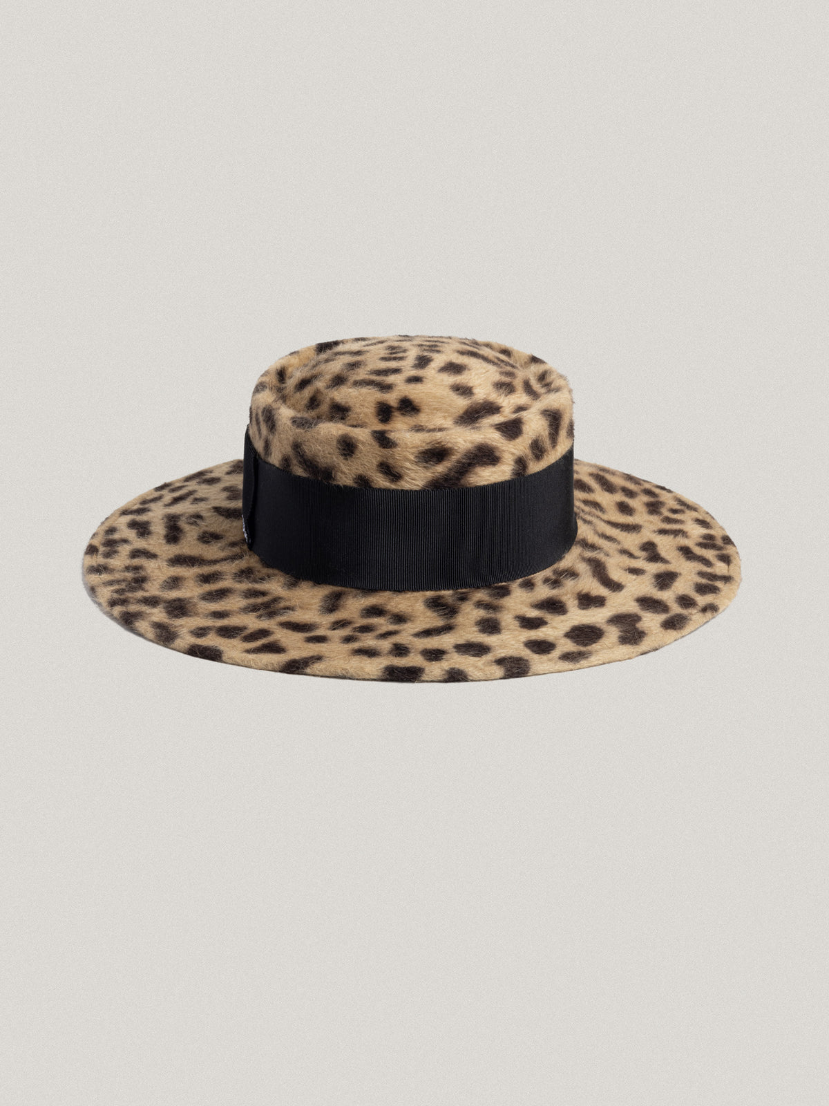 Le Canotier - Leopard